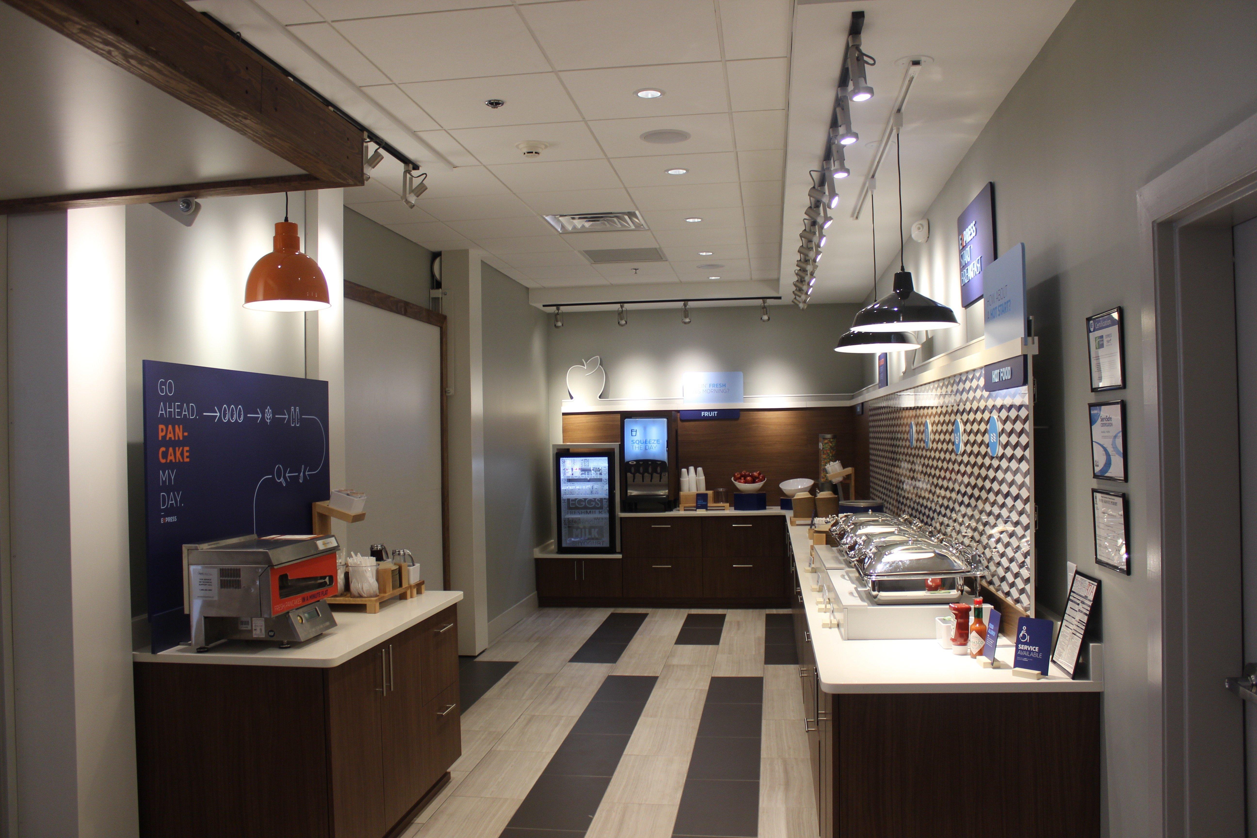 Holiday Inn Express Athens - University Area By Ihg מראה חיצוני תמונה